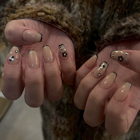 ホロフラワーネイル【担当】本山のサムネイル