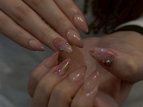 ピンクグラデフラワーネイル【担当】出井