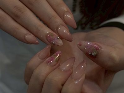 ピンクグラデフラワーネイル【担当】出井