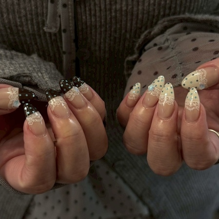 レースドットネイル【担当】出井のサムネイル