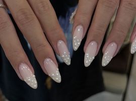パールフレンチネイル