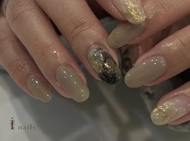 シンプルニュアンスネイル￥6500～