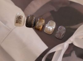 ４月 accessory collection