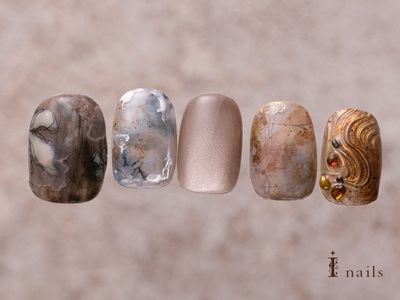 鉱物アクセサリーネイル【担当】城間