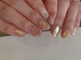 淡色ニュアンスネイル　¥6500～