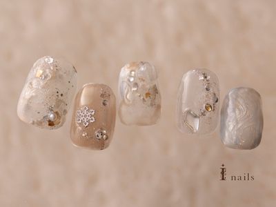 雪の結晶ネイル【担当】酒主