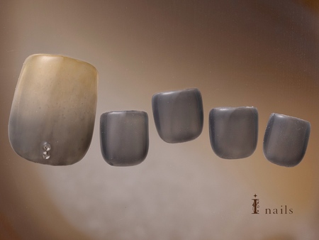 グラデフット【担当】泉のサムネイル