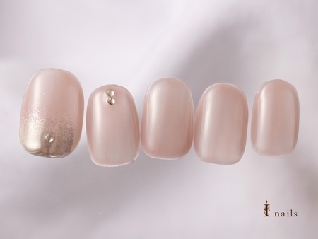 ミラーグラデネイル【担当】泉のサムネイル