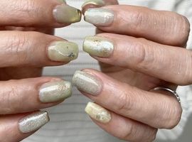 【chihiro】パステルグリーンnail