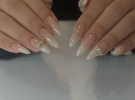 【miyuu】white gradation