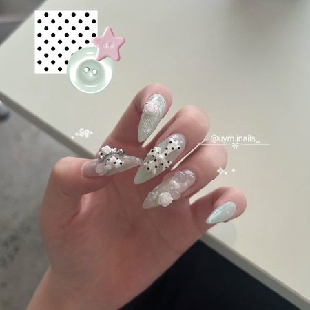 Mint × White  【担当】miyu.Yのサムネイル