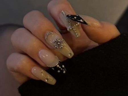 ガーリークロムネイルのサムネイル