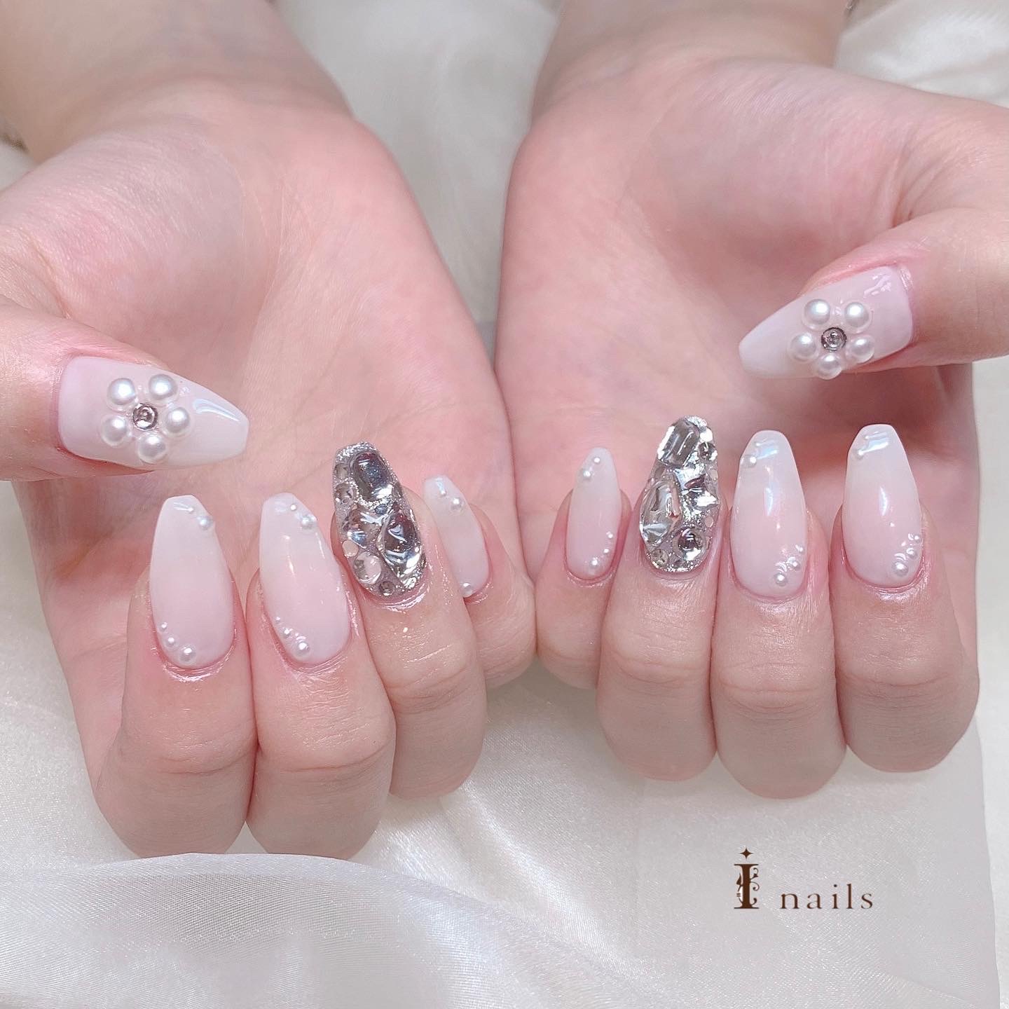 埋め尽くしネイル | 四条河原町のネイルサロン【アイネイルズ四条