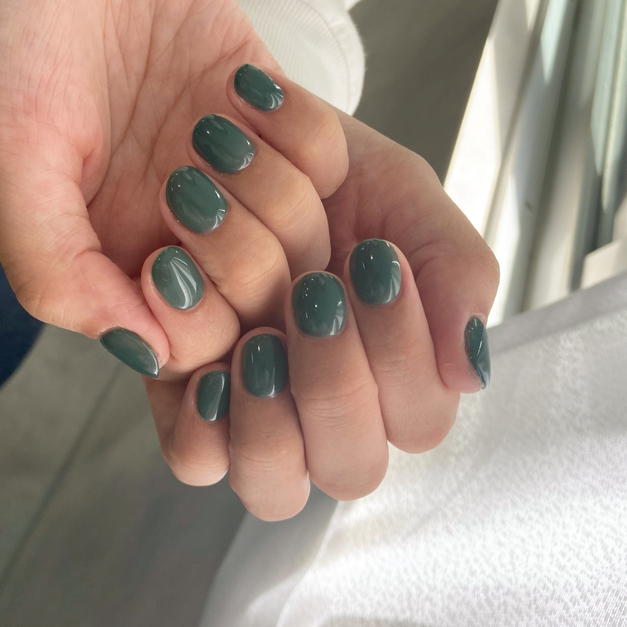 グリーンワンカラーネイル Shiho K 梅田のネイルサロン Nail Maison梅田店