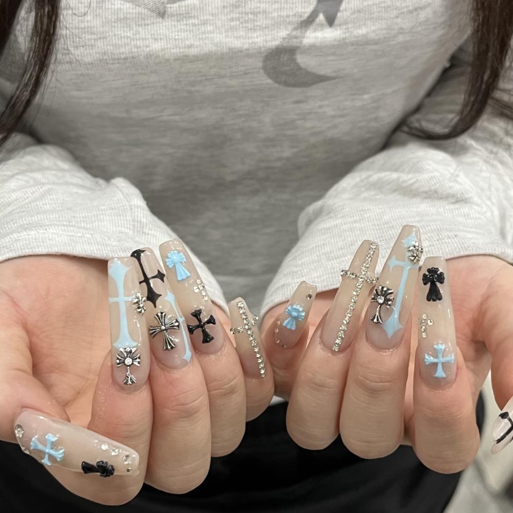 クロムネイル | 梅田のネイルサロン【NAIL MAISON梅田店】