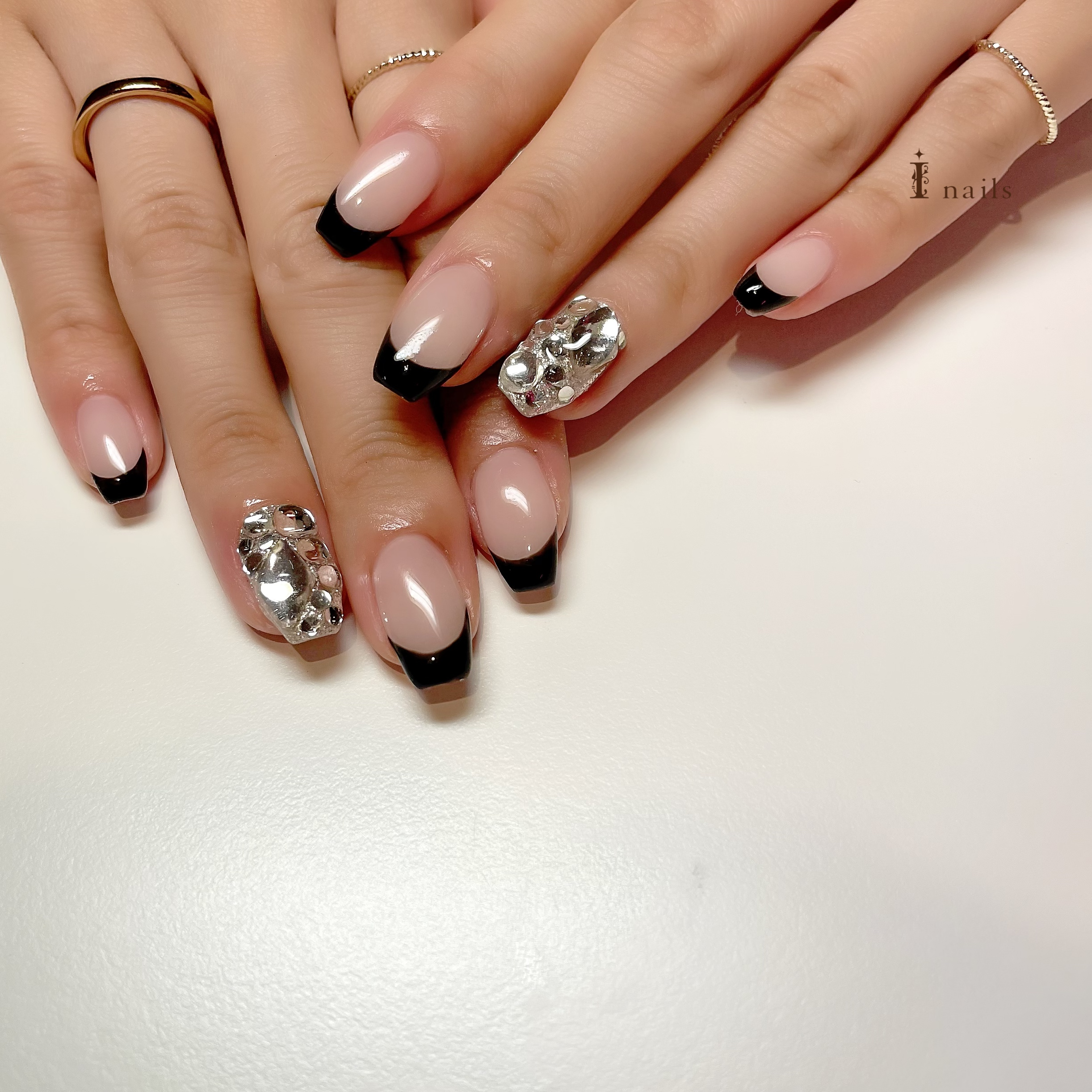 韓国風埋め尽くしネイル | 新宿のネイルサロン【アイネイルズ