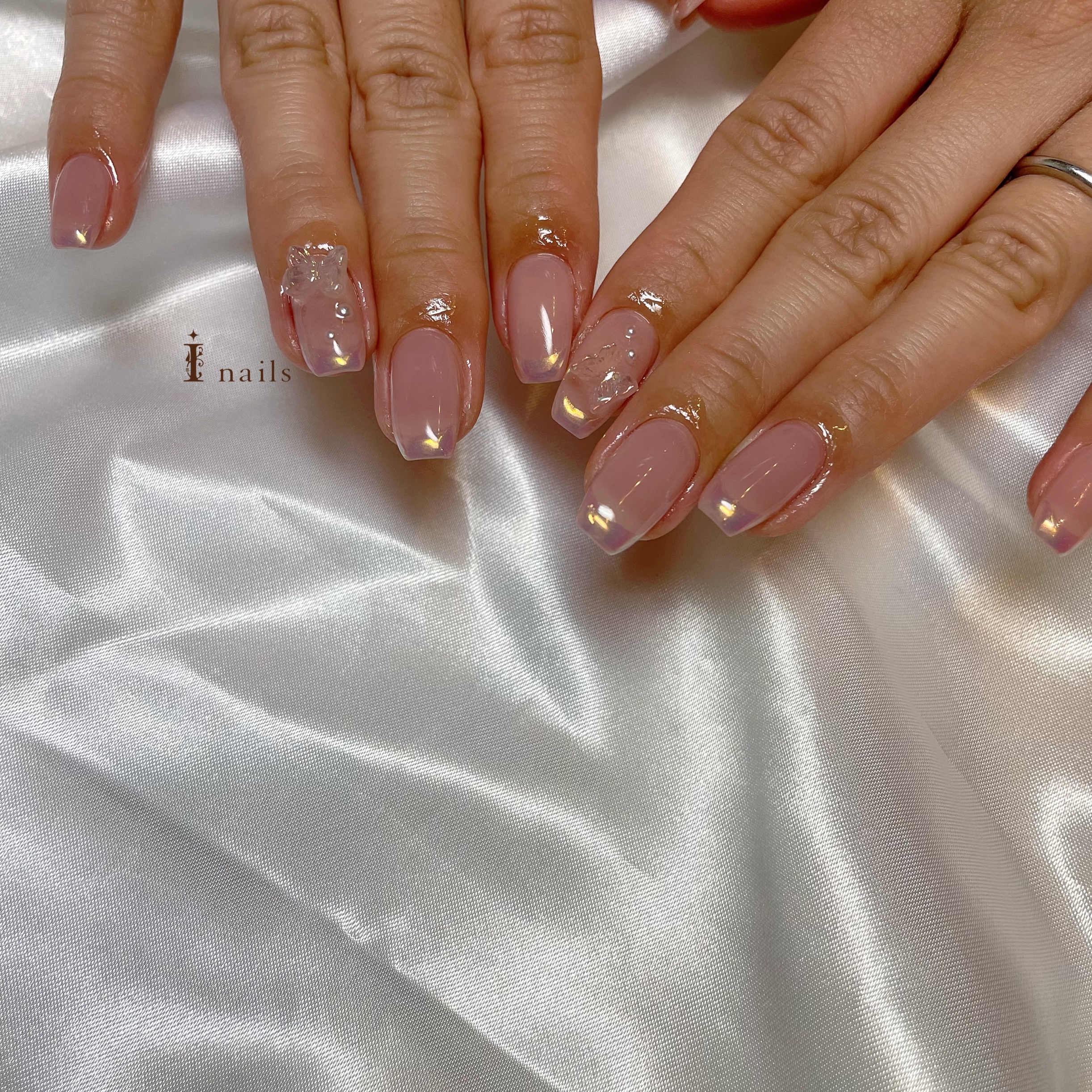 オーロラフレンチネイル 新宿のネイルサロン アイネイルズ新宿店 オーロラフレンチネイル 新宿のネイルサロン アイネイルズ新宿店