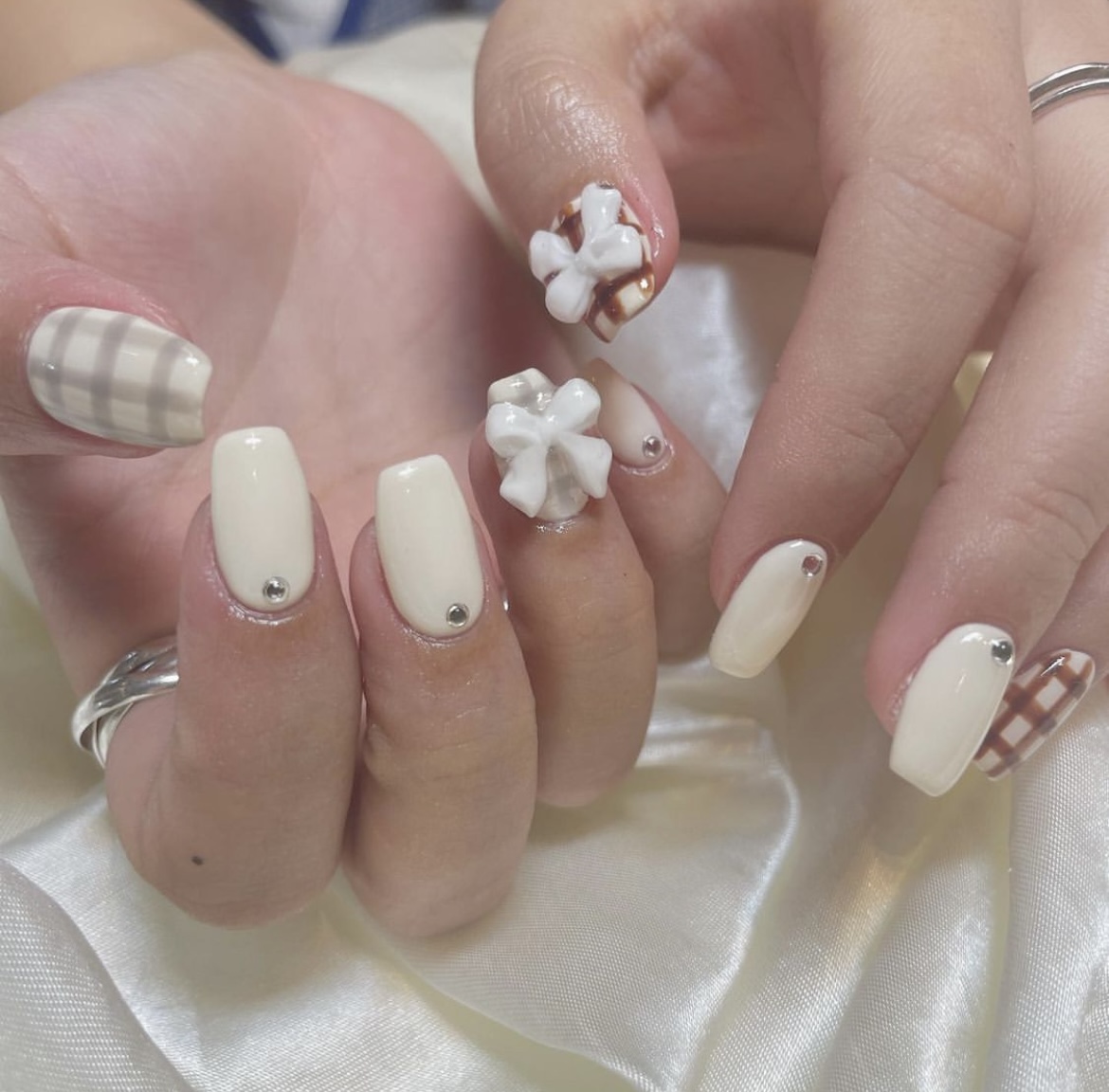 74))ミラーネイル フレンチガーリー ネイルチップ リボン ホワイトネイル 5f70ff24b4fb724b207ea2f04ee857